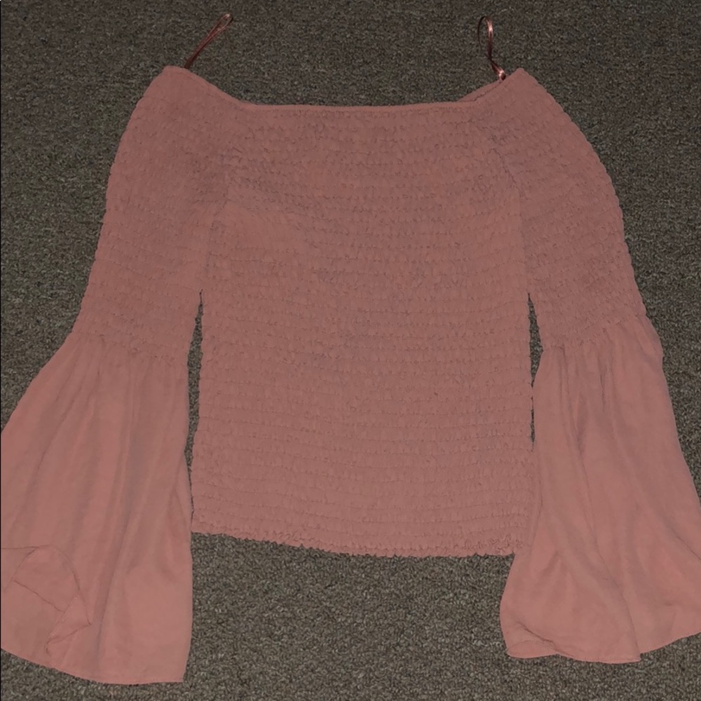 Express top with flare arms!